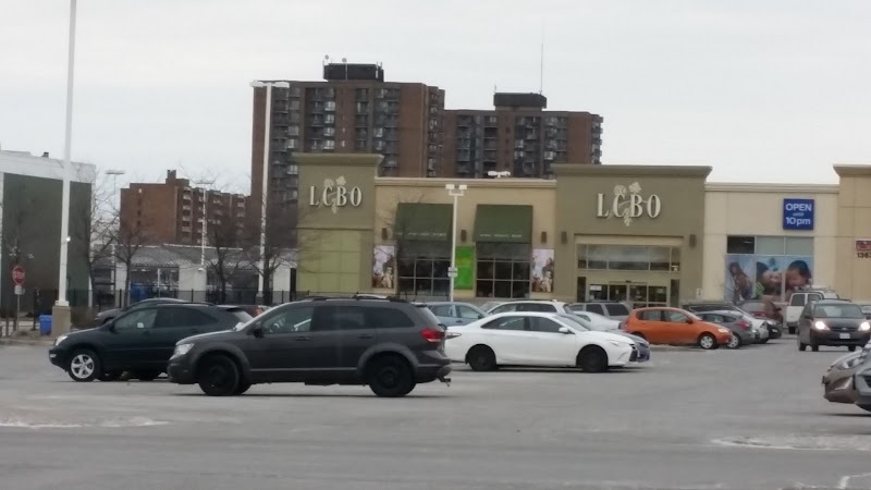 College Square Mall