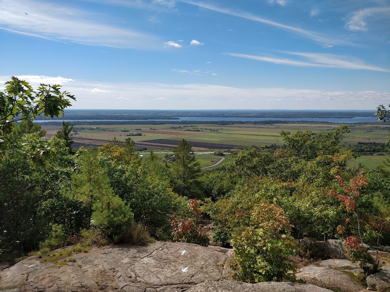 Luskville Falls Trail
