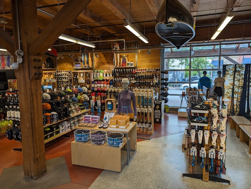 MEC Ottawa